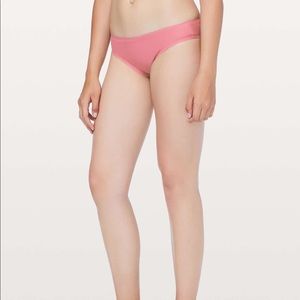 NEW Lululemon Explore The Shore Bikini Bottom